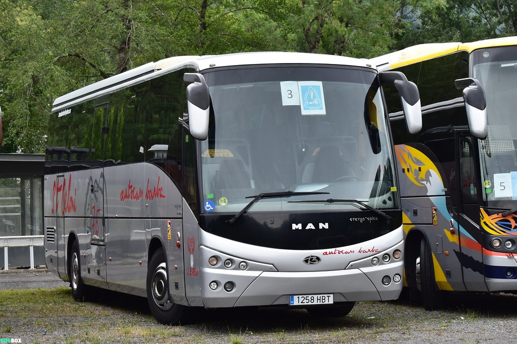 Autocar en ruta